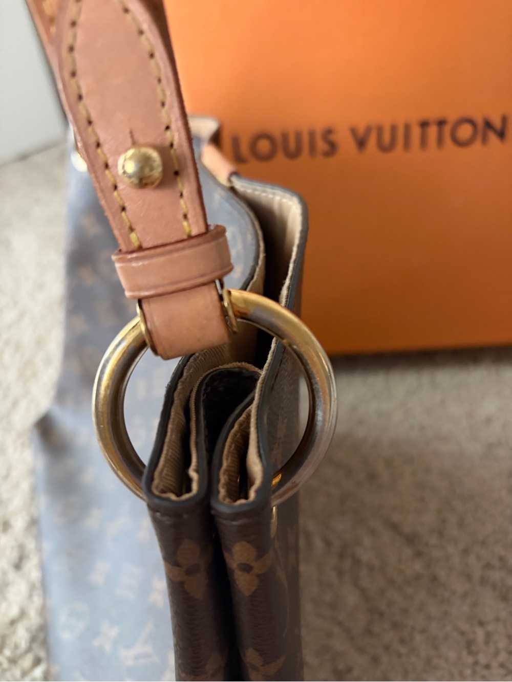 Louis Vuitton Graceful PM Monogram Canvas Shoulder Bag with Tan Handle - Picture 2 of 14